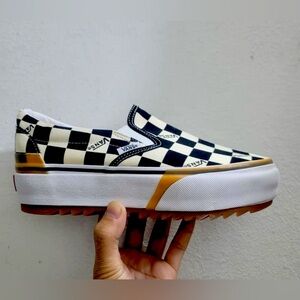 Vans slip on stakked